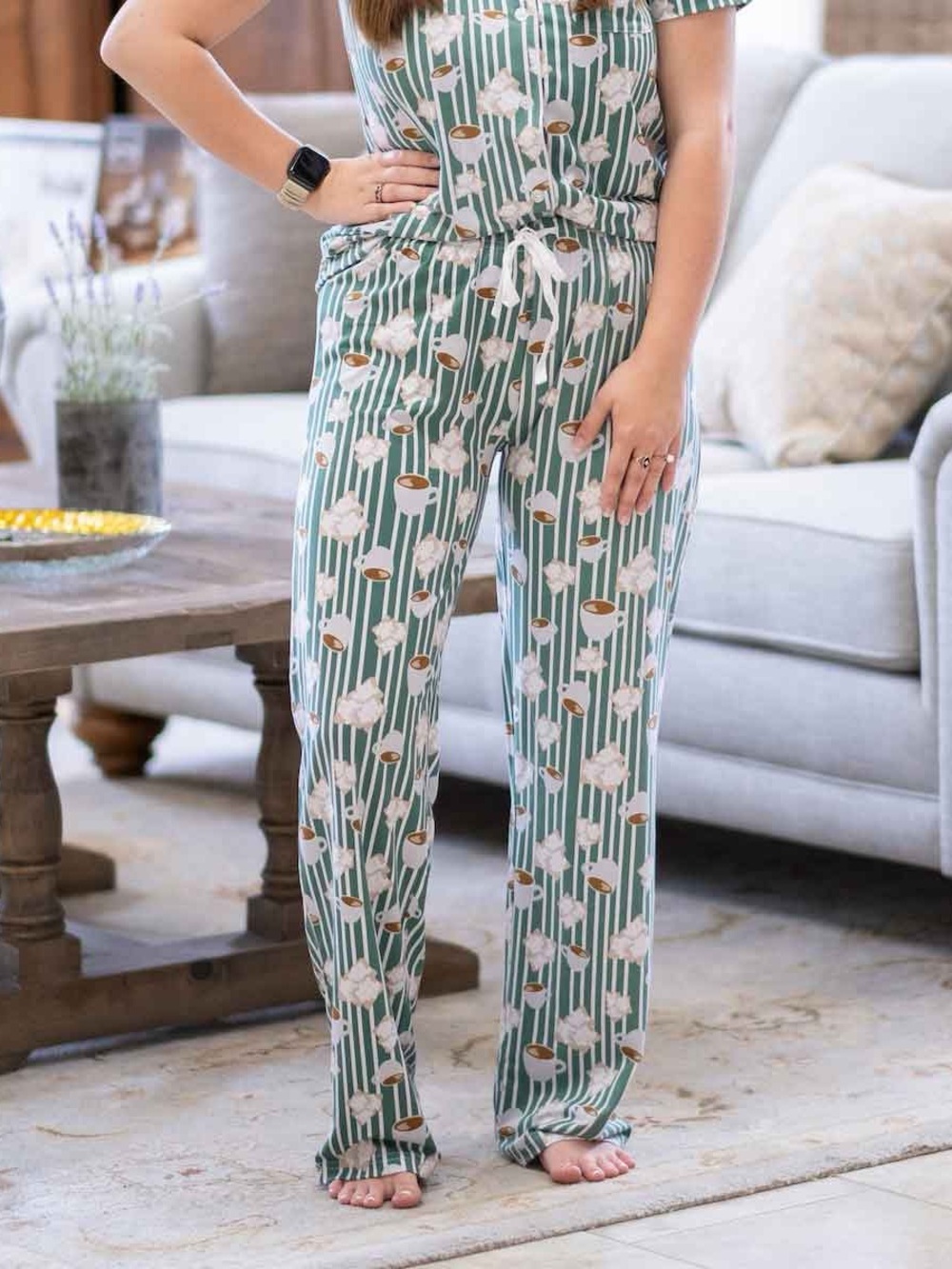 The Royal Standard Beignet Drawstring Waist Striped Pajama Pants Green M